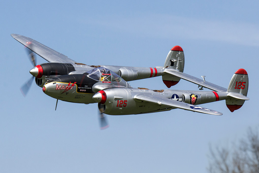 Freewing FlightLine P-38L Lightning &quot;Pacific Silver&quot; 1600mm PNP